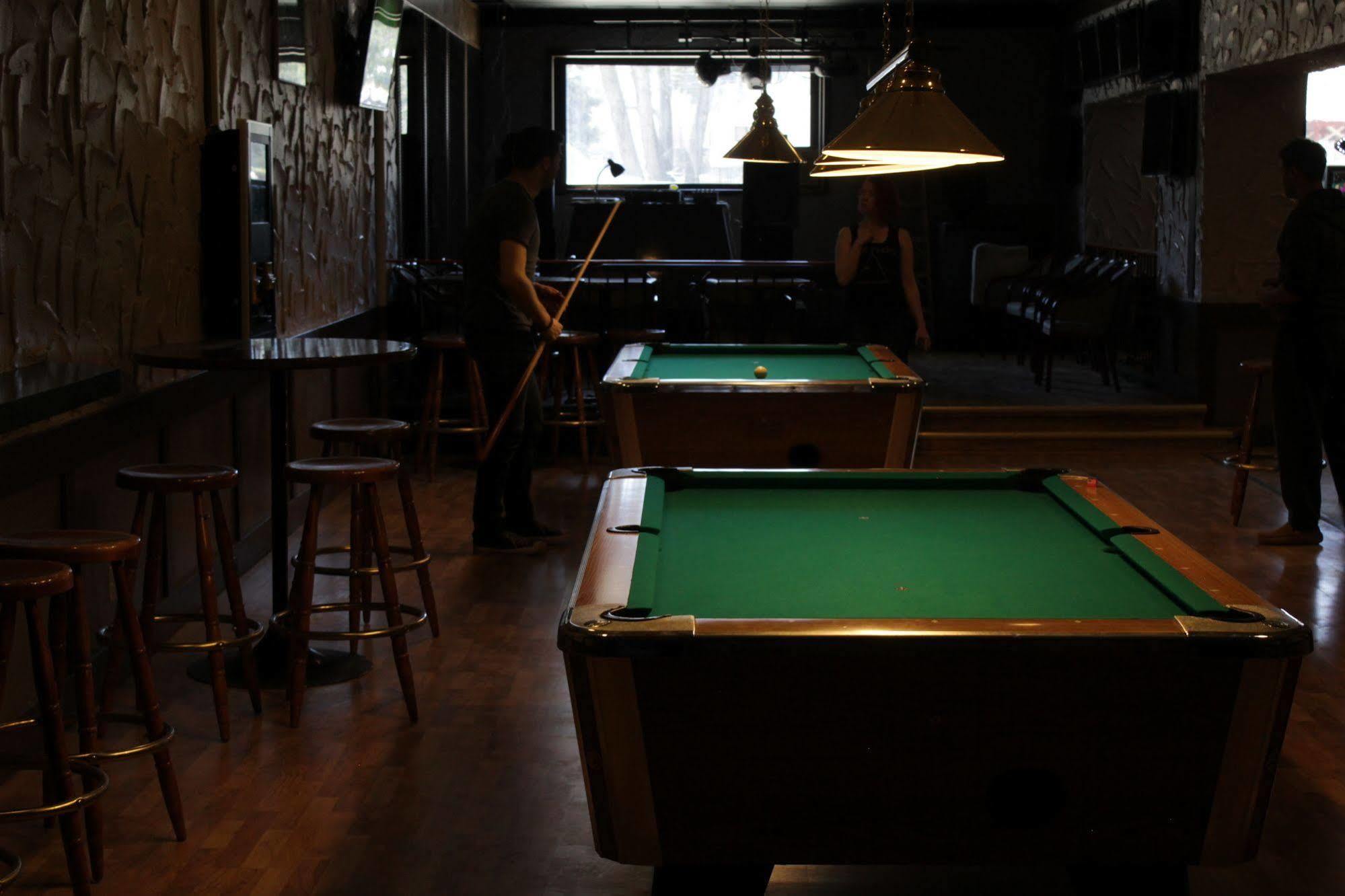 The Cosmopolitan Hotel Blairmore Экстерьер фото